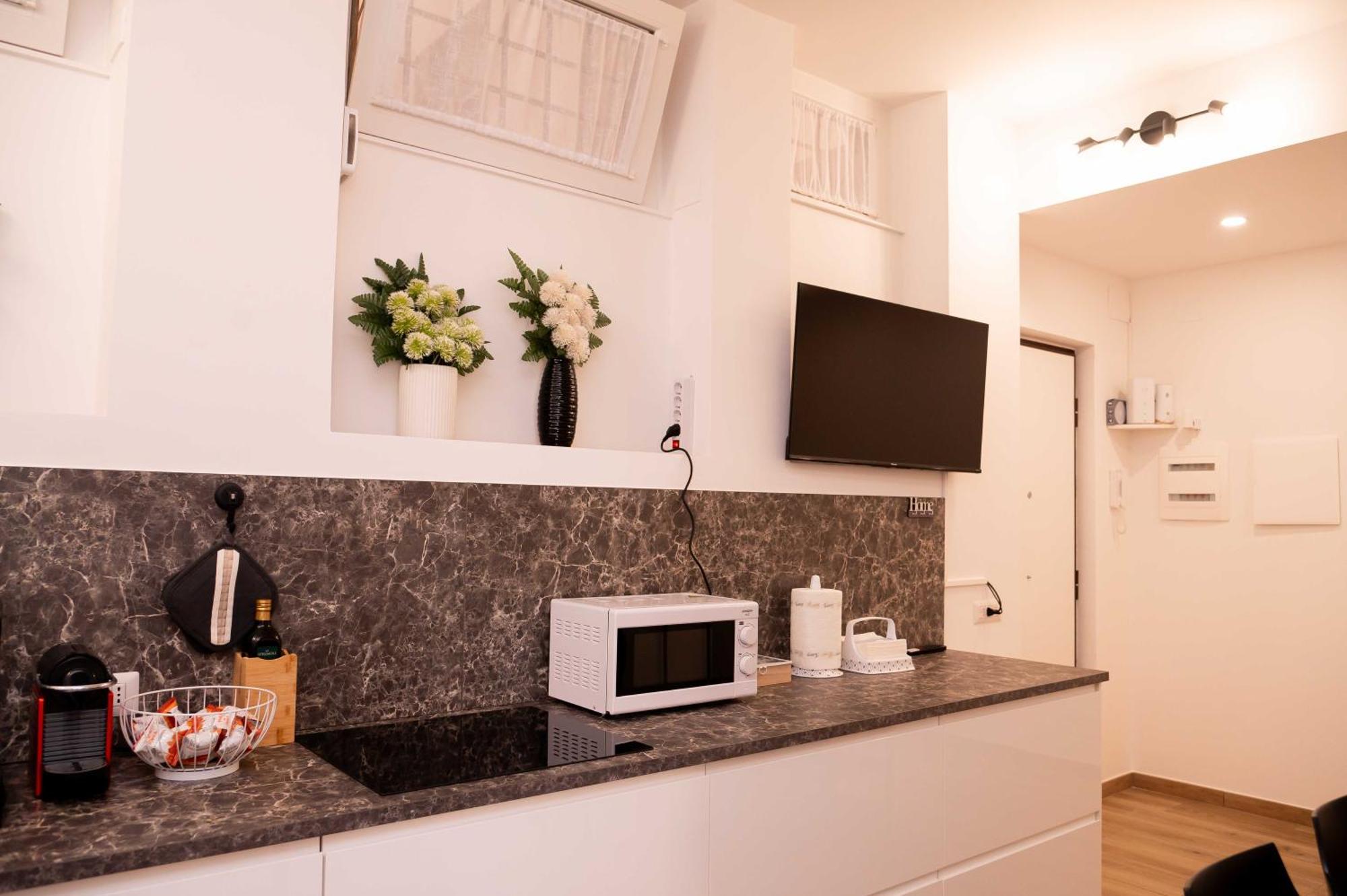 Antonella Apartment โรม ภายนอก รูปภาพ