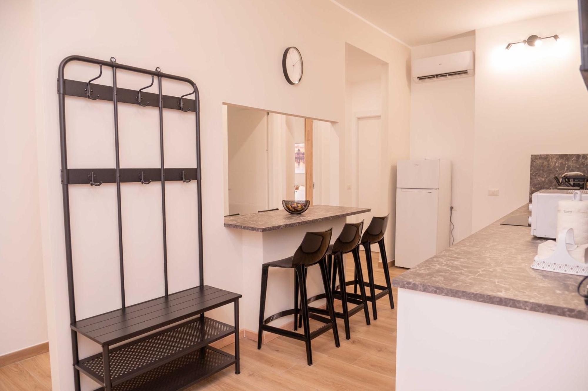 Antonella Apartment โรม ภายนอก รูปภาพ