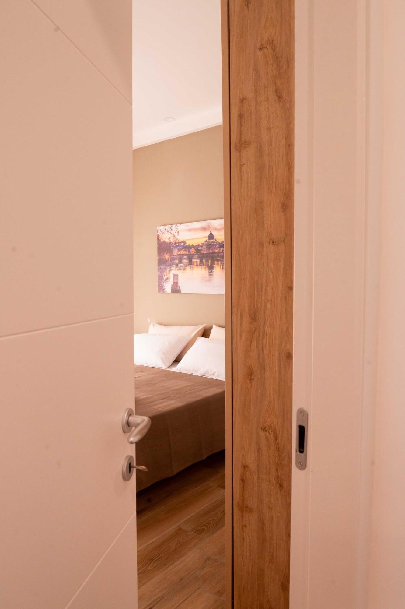 Antonella Apartment โรม ภายนอก รูปภาพ