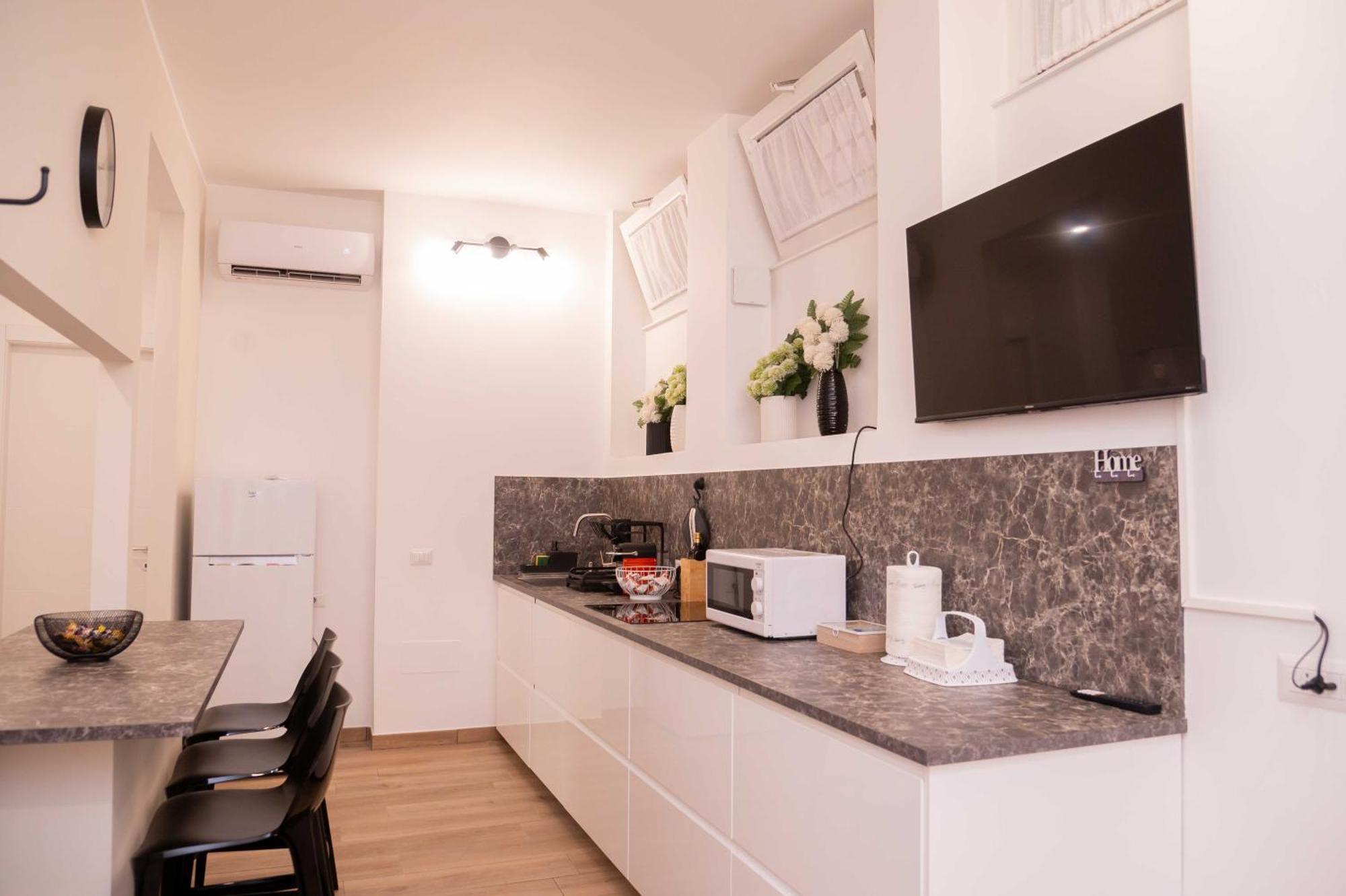 Antonella Apartment โรม ภายนอก รูปภาพ